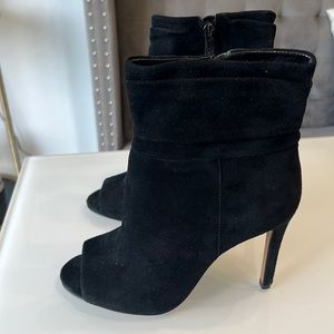 Vince Camuto suede open toe boots size 8